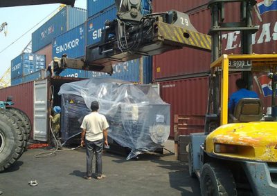 Angkuta Barang Berat